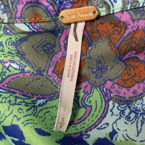 Free People Top Women’s Sz Small Purple Bianca Revolve Satin Button Down Animal - Picture 7 of 9